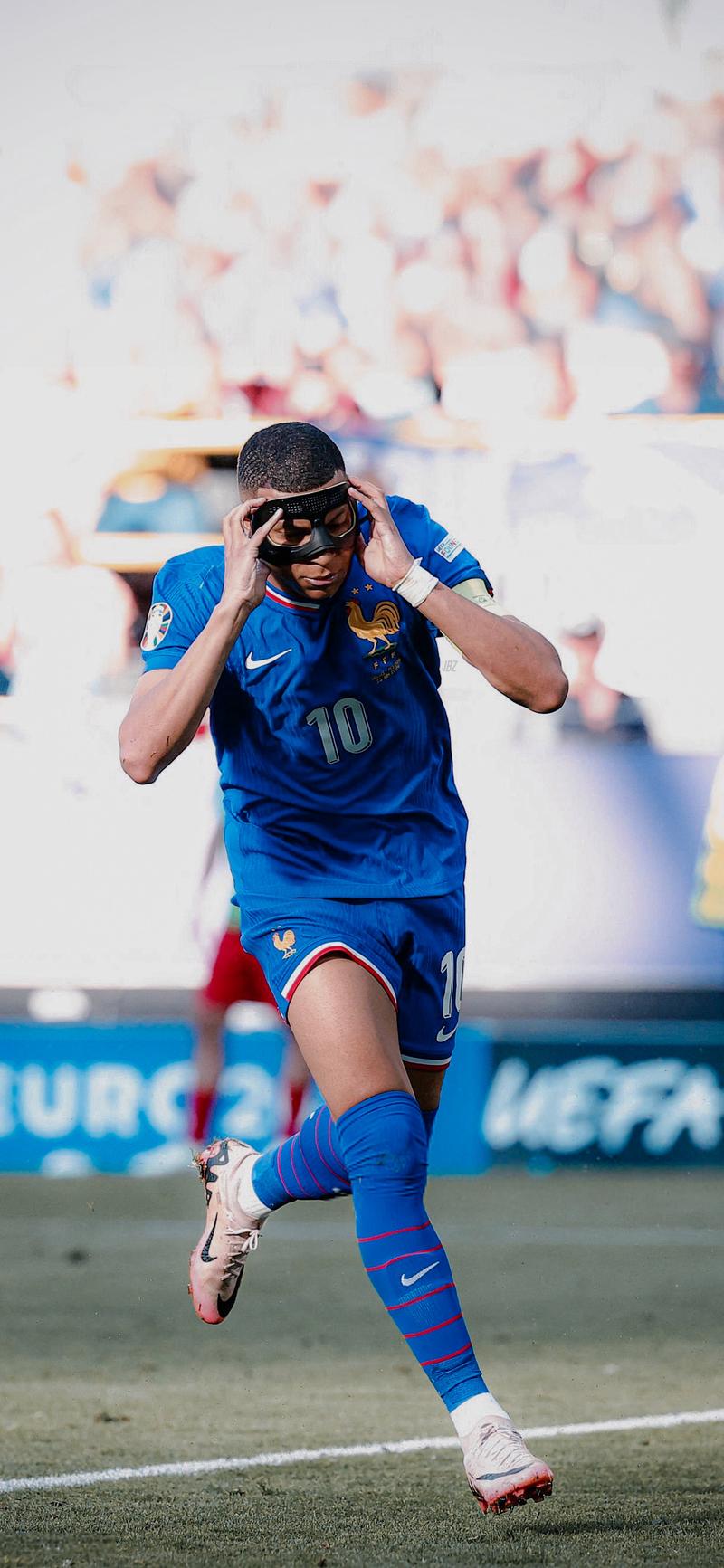 篮球NBA教练席再迎变动，多队寻求换帅（NBA教练席再起风云，多支球队酝酿更换主帅）