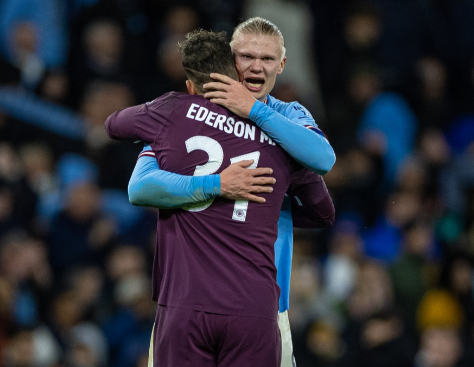 卡卡：对世界杯最美好的回忆是触碰奖杯；很期待新的赛制（卡卡：世界杯最难忘的瞬间是触碰大力神杯，期待新赛制）