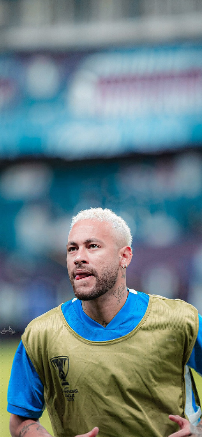 官方：传奇主帅希斯菲尔德等三人入选德国足球名人堂（德足名人堂再添新成员：希斯菲尔德等三人获官方入选）