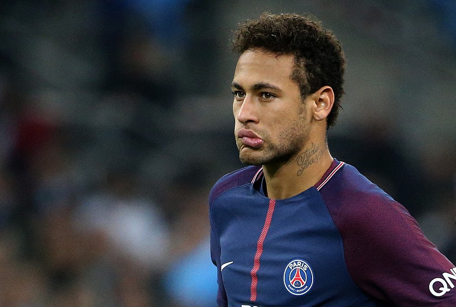 中超转会市场：广州队签下外援,（广州队完成外援签约：中超转会新进展）