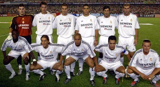 曼联防线稳固零封曼城德比胜利（曼联铁壁零封曼城，德比战告捷）