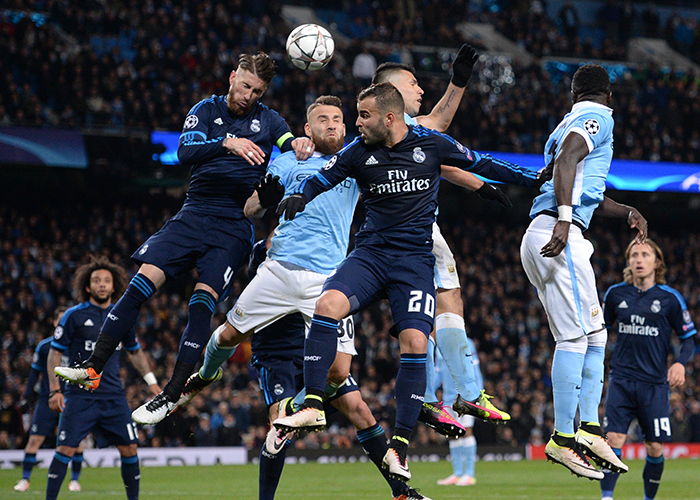 每体列足坛十大奇葩条款：博格坎普拒坐飞机；内马尔微笑条款（每体盘点足坛10大离奇条款：博格坎普拒乘飞机，内马尔微笑条款）