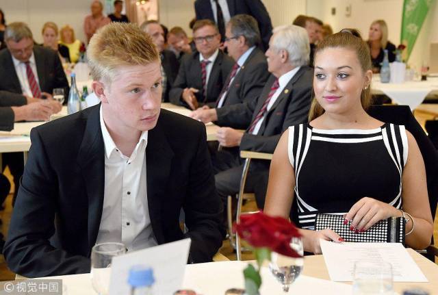 如何评价利物浦主教练克洛普的执教能力？（如何看待克洛普在利物浦的执教水平？）