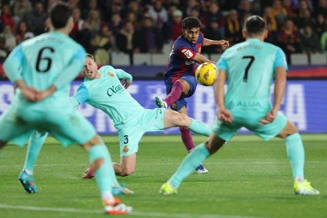 申花官方：今日一线队收假集结训练，阿苏埃、陈晋一等未归队（申花通报：一线队今日收假集训，阿苏埃、陈晋一等仍未归队）