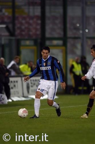 里程碑！威少生涯总抢断数超越艾弗森，升至历史第14（威少达成里程碑：生涯抢断数超越艾弗森，升至历史第14位）